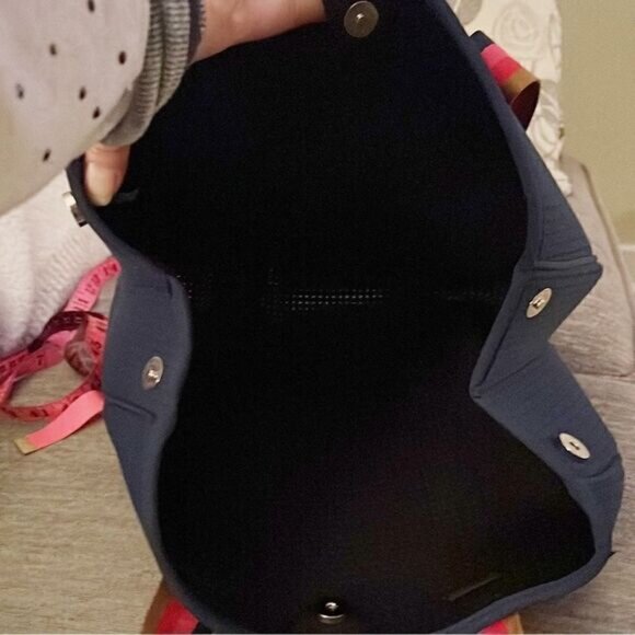 New Punch Australian Explorer Neoprene Navy Tote with mini zip bag - Picture 10 of 13